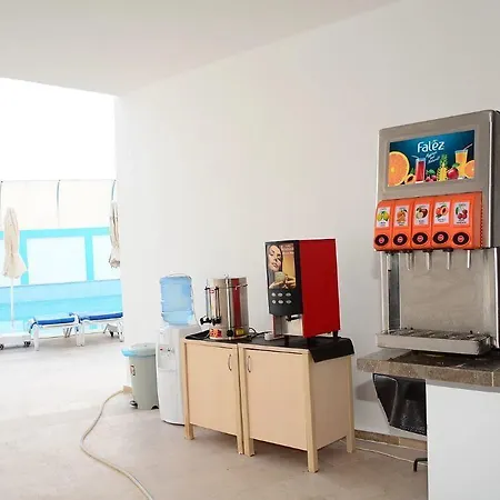 מלון Hira גומבט