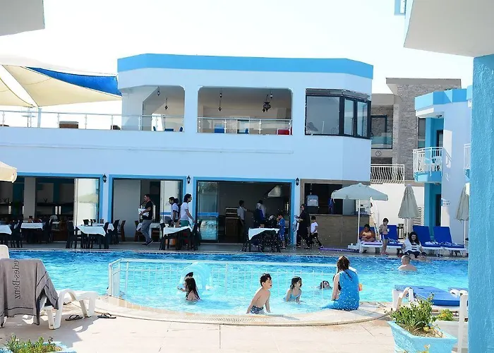 Hotel Hira